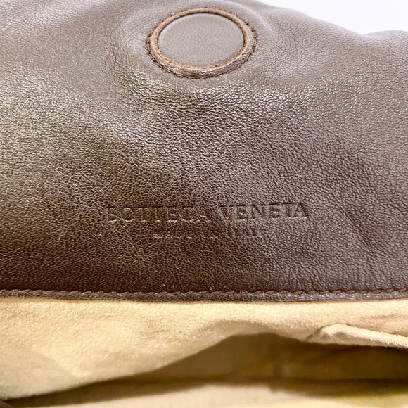 Bottega Veneta ‘Campana’ Intrecciato Hobo Bag - Picture 13 of 16